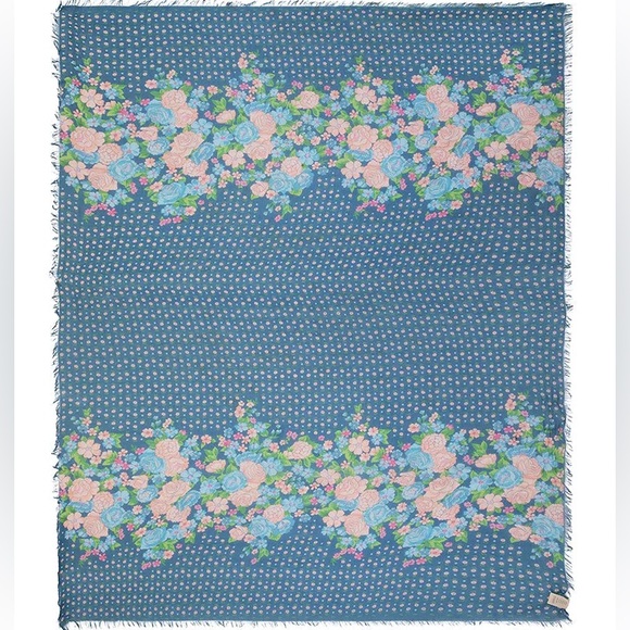 YELLOW ROSE TRAVEL SCARF - Picture 3 of 3